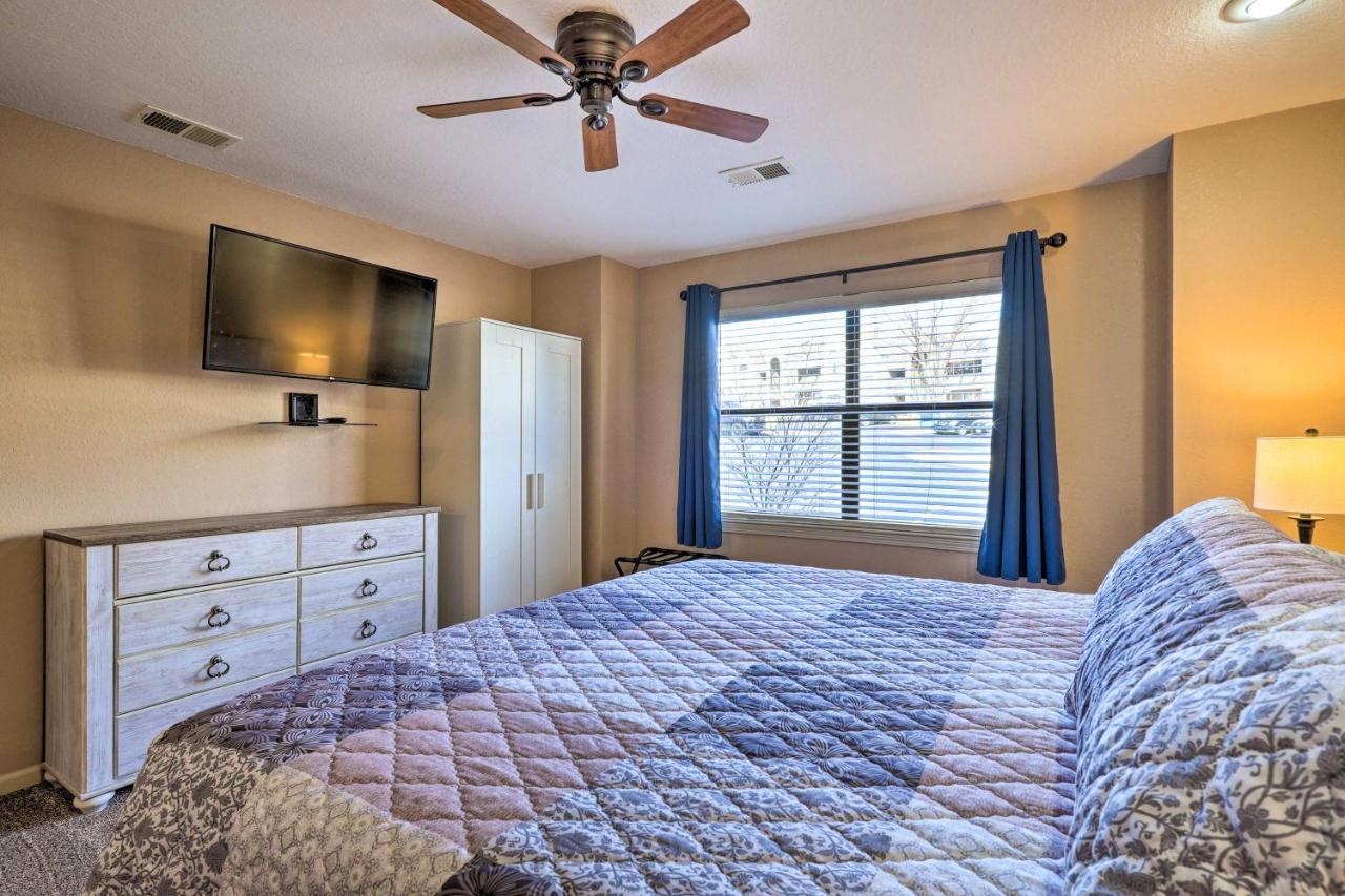 Walk-In Condo At Pointe Royal Resort With King Beds! ブランソン エクステリア 写真