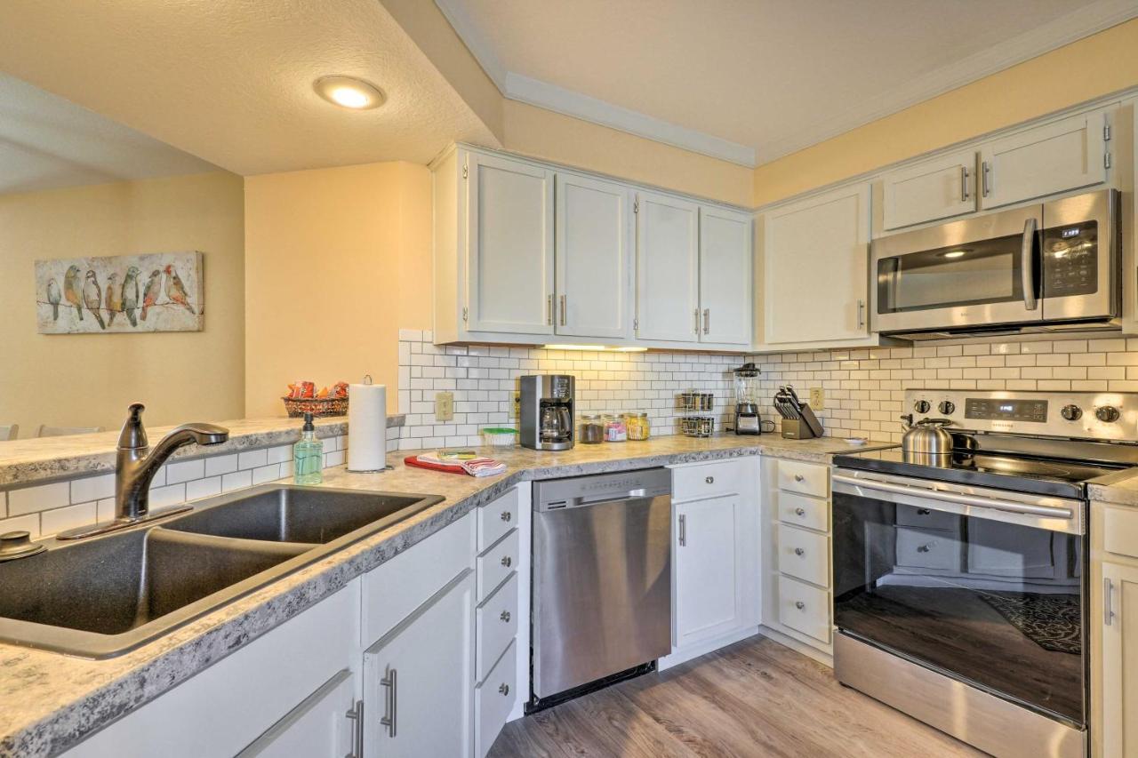 Walk-In Condo At Pointe Royal Resort With King Beds! ブランソン エクステリア 写真